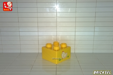 Курочка, кубик 2х2 желтый с наклейкой