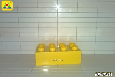 Кубик 2х4 желтый