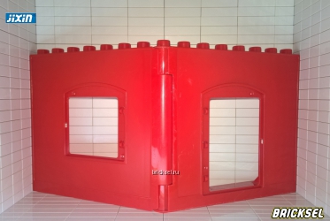 Стена двойная окно-дверь красная