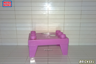 Стол обеденный розовый с двумя наклейками столовых приборов