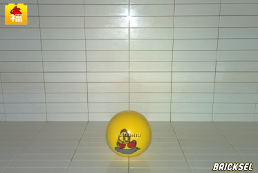 Мячик, шар для трека с курочкой желтый