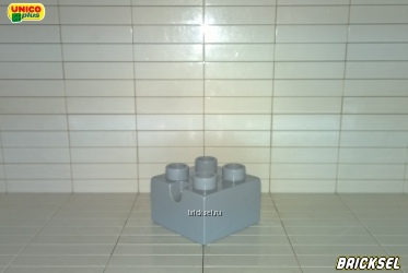 Кубик 2х2 с выемкой для крепления вращающихся деталей серый
