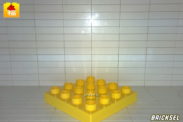 Пластина 4х4 желтая