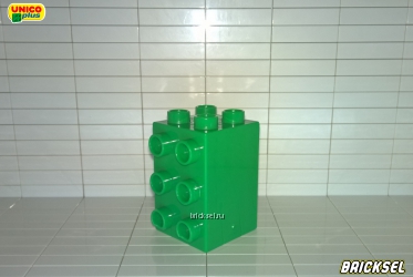 Кубик переходник 2х2х2 с боковыми штырьками зеленый
